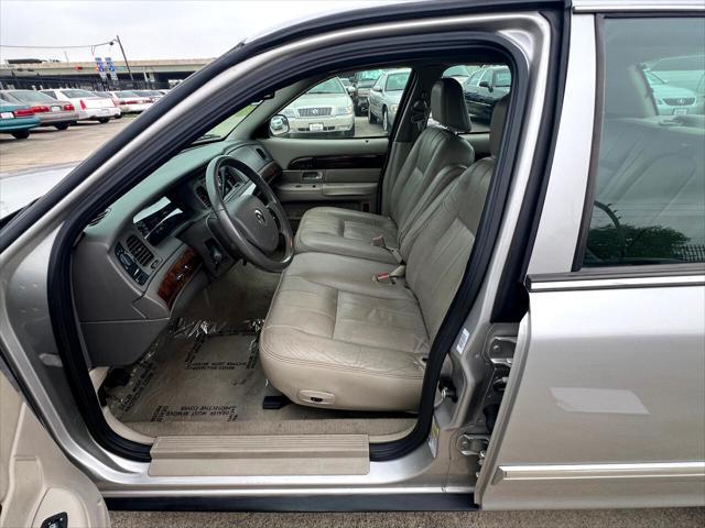 used 2007 Mercury Grand Marquis car, priced at $11,980