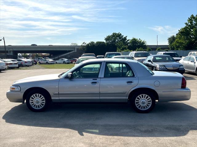 used 2007 Mercury Grand Marquis car, priced at $11,980