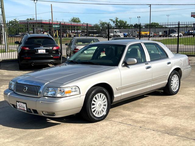 used 2007 Mercury Grand Marquis car, priced at $11,980