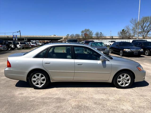 used 2000 Toyota Avalon car, priced at $7,980