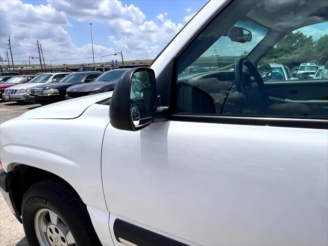 used 2003 Chevrolet Suburban car, priced at $9,980