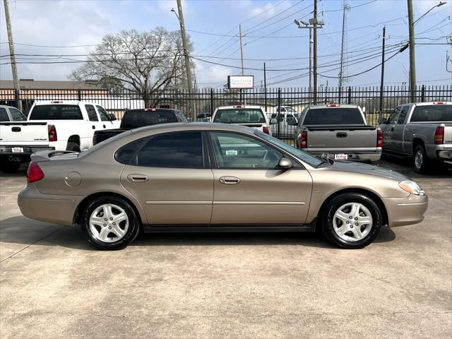 used 2002 Ford Taurus car, priced at $7,980