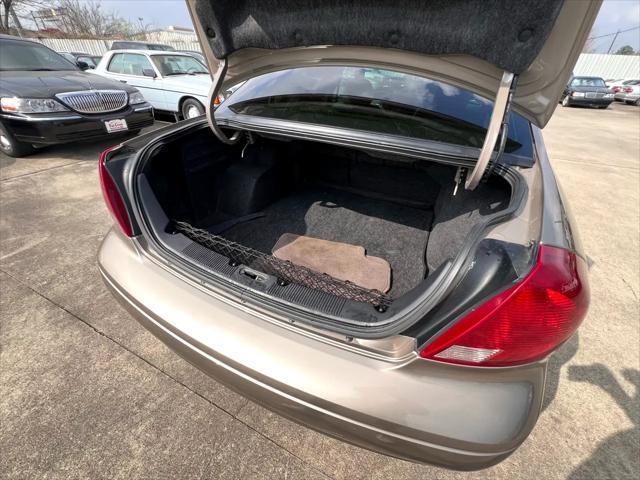 used 2002 Ford Taurus car, priced at $7,980