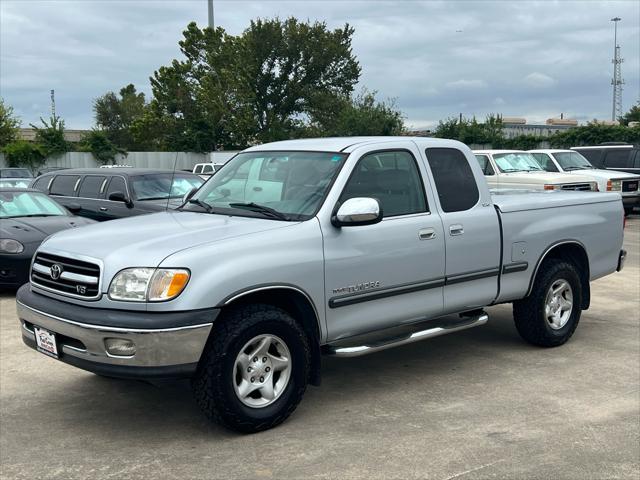 used 2000 Toyota Tundra car, priced at $15,980