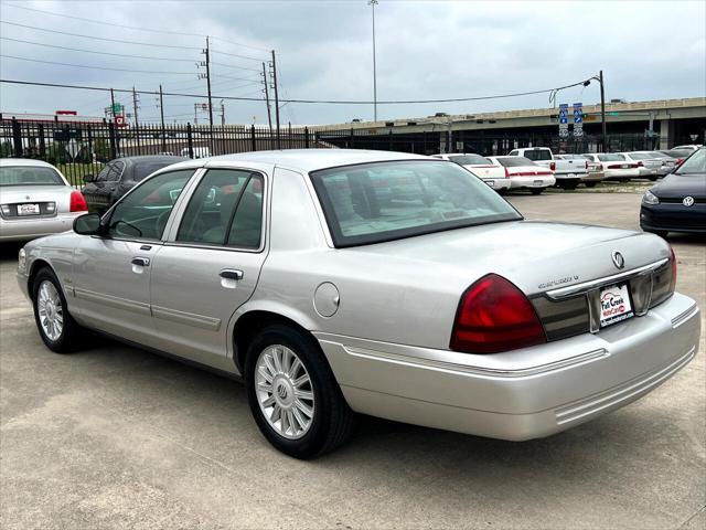 used 2009 Mercury Grand Marquis car, priced at $10,980