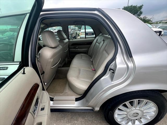 used 2009 Mercury Grand Marquis car, priced at $10,980