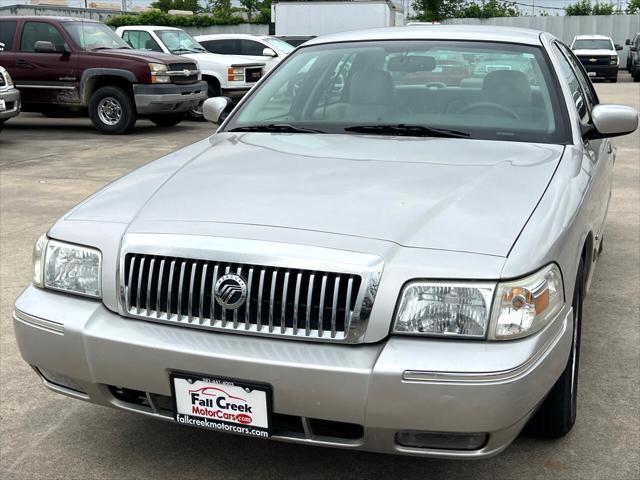 used 2009 Mercury Grand Marquis car, priced at $10,980