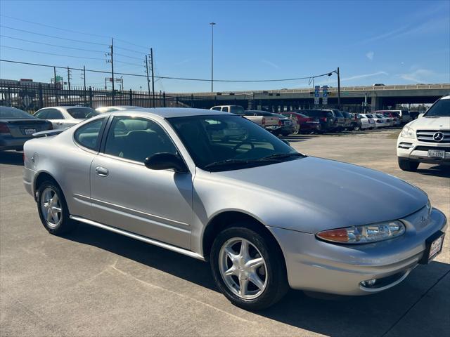 used 2002 Oldsmobile Alero car, priced at $10,980