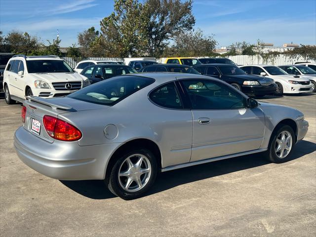 used 2002 Oldsmobile Alero car, priced at $10,980