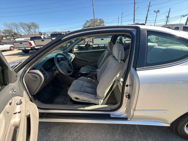 used 2002 Oldsmobile Alero car, priced at $10,980