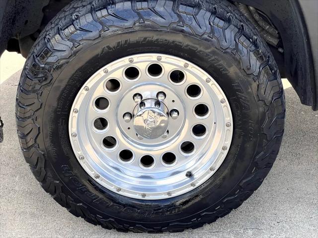 used 2006 GMC Sierra 1500 car, priced at $12,980