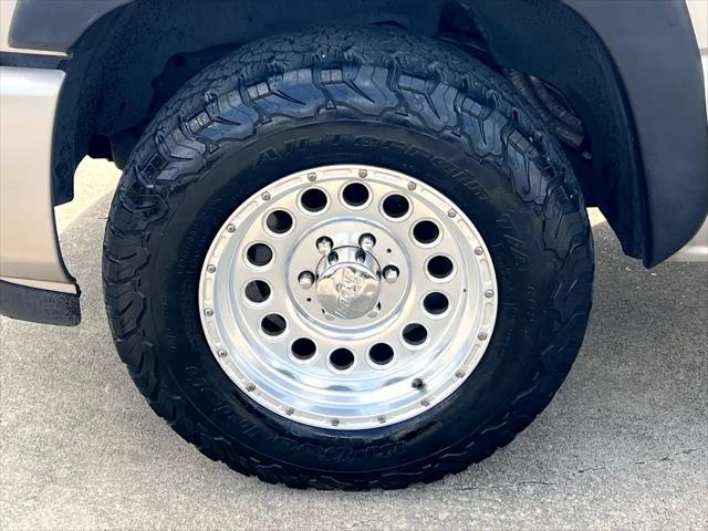 used 2006 GMC Sierra 1500 car, priced at $12,980