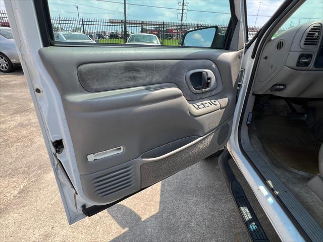 used 1999 Chevrolet Suburban car, priced at $8,980