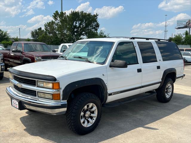 used 1999 Chevrolet Suburban car, priced at $8,980