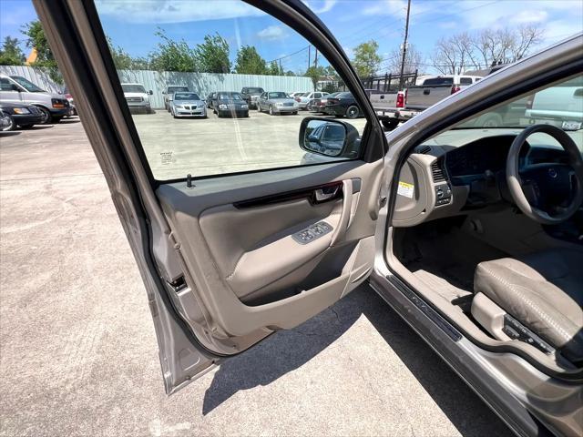 used 2002 Volvo V70 car, priced at $7,980