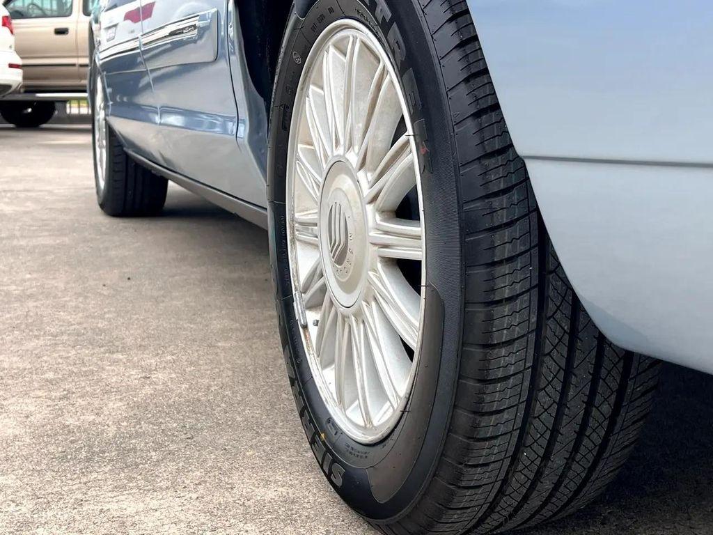 used 2009 Mercury Grand Marquis car, priced at $13,980