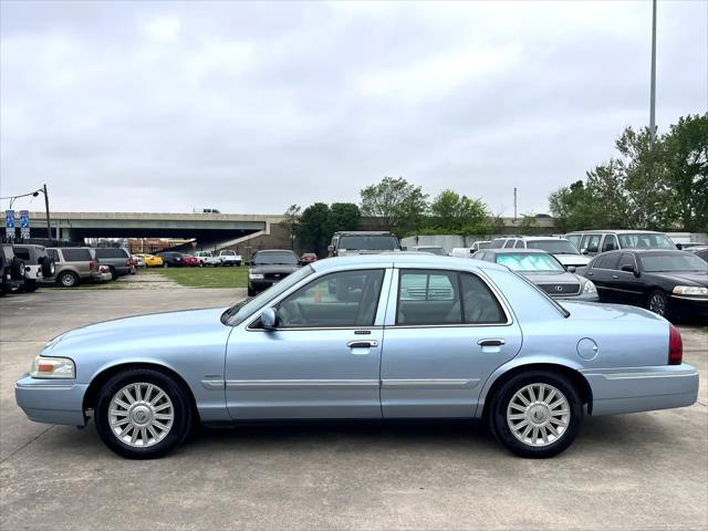 used 2009 Mercury Grand Marquis car, priced at $13,980