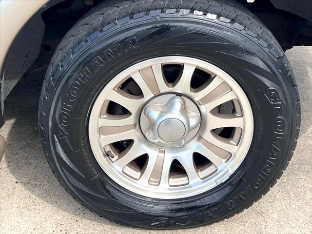 used 2002 Ford Expedition car, priced at $9,980