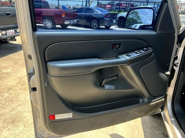 used 2005 GMC Sierra 1500 car, priced at $10,980