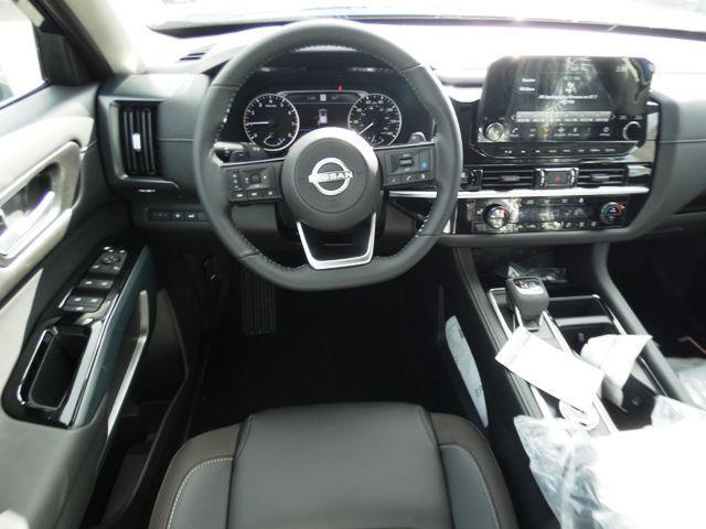 new 2025 Nissan Pathfinder car, priced at $47,610