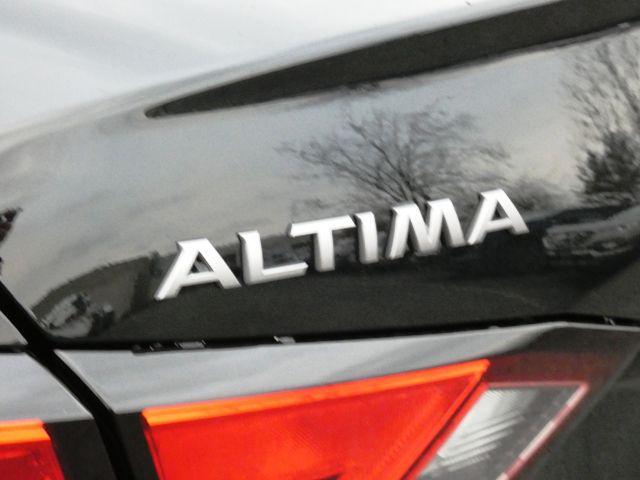 new 2025 Nissan Altima car, priced at $37,285