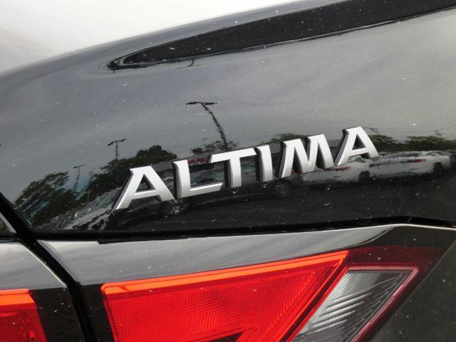 new 2025 Nissan Altima car, priced at $30,875