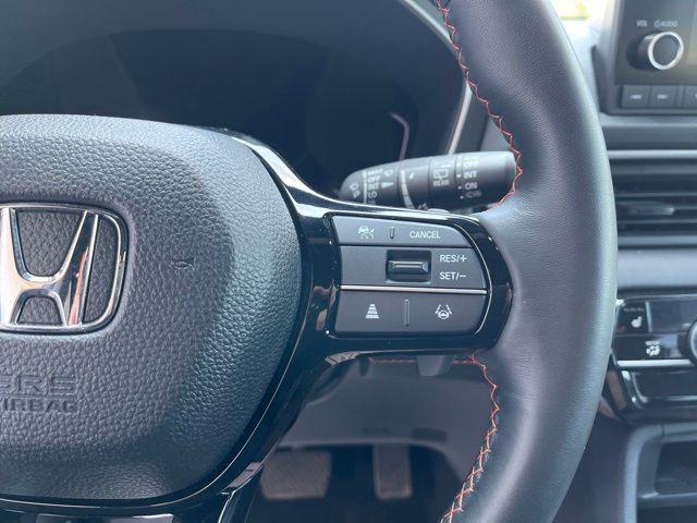 used 2025 Honda Pilot car, priced at $38,431