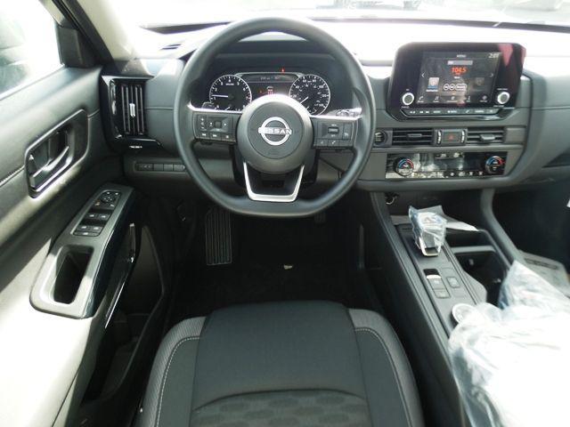 new 2025 Nissan Pathfinder car, priced at $41,030