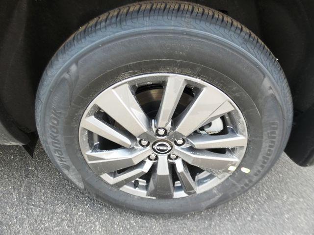new 2025 Nissan Pathfinder car, priced at $41,030
