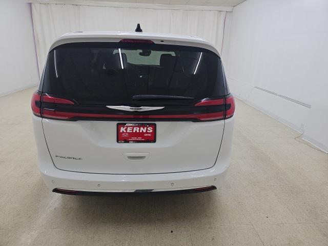 used 2023 Chrysler Pacifica car, priced at $23,882