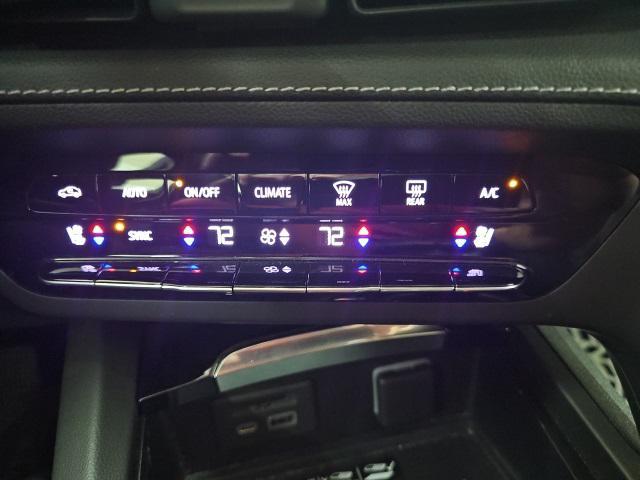 used 2023 Buick Envision car, priced at $33,987