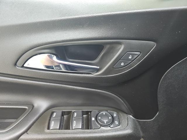 used 2023 Chevrolet Equinox car, priced at $20,987