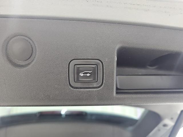 used 2023 Chevrolet Equinox car, priced at $20,987