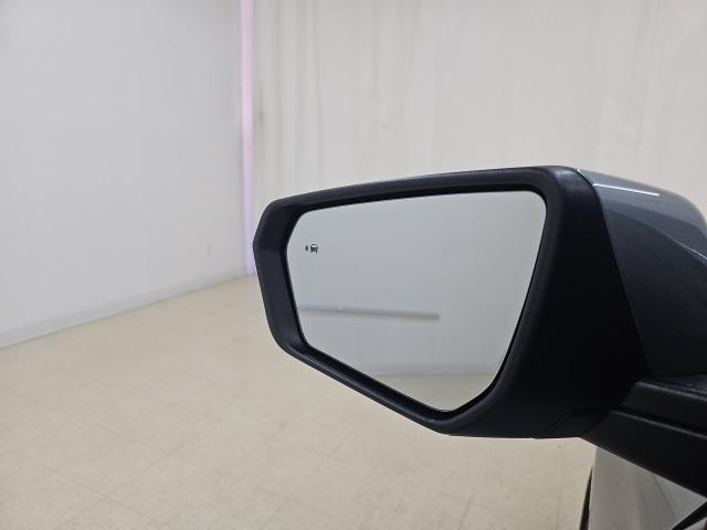 used 2023 Chevrolet Equinox car, priced at $26,862