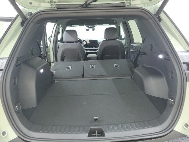 new 2026 Chevrolet Equinox car, priced at $31,878