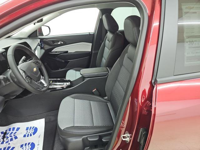 new 2025 Chevrolet Trax car, priced at $24,905