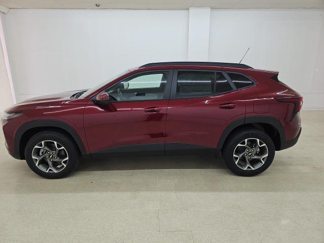 new 2025 Chevrolet Trax car, priced at $24,905