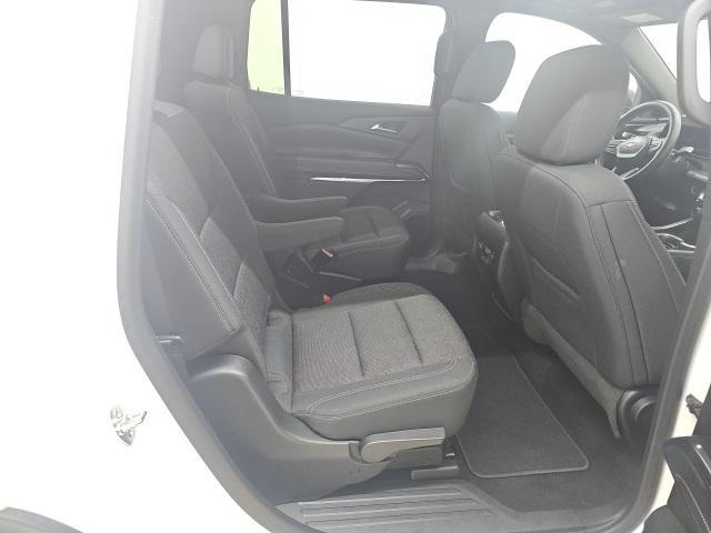 used 2025 Chevrolet Traverse car, priced at $33,452