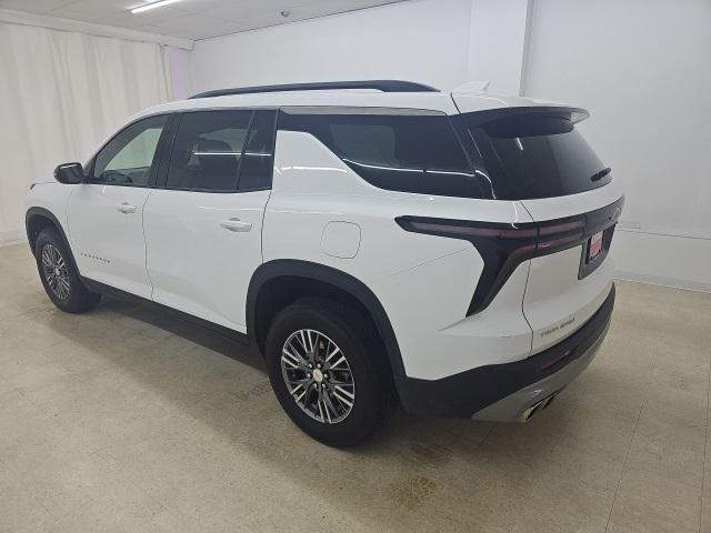 used 2025 Chevrolet Traverse car, priced at $33,452