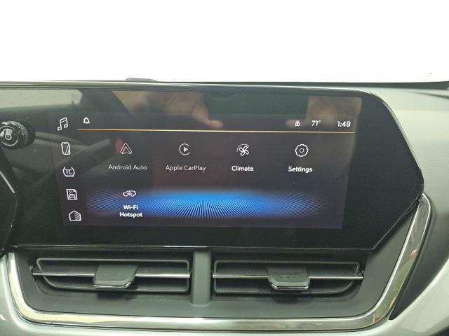 new 2025 Chevrolet Trax car