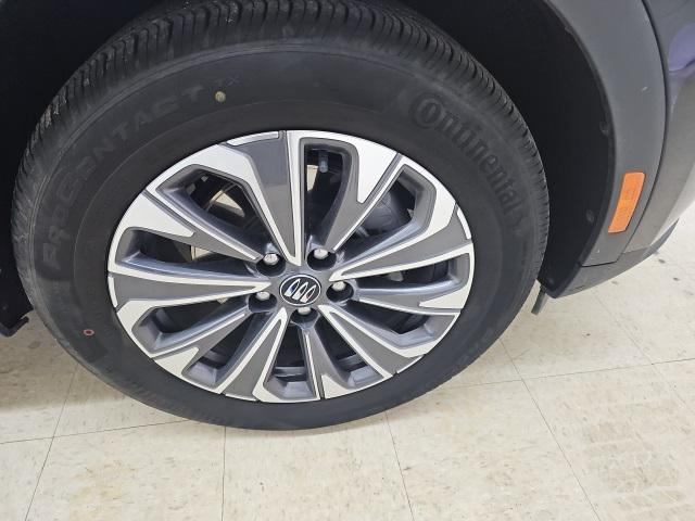 used 2025 Buick Envision car, priced at $29,400
