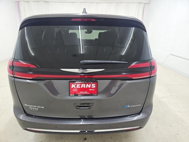 used 2022 Chrysler Pacifica Hybrid car, priced at $27,987