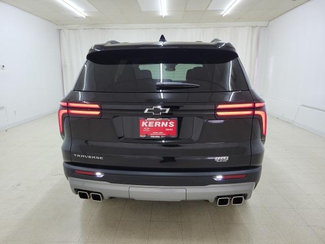 new 2025 Chevrolet Traverse car, priced at $42,517