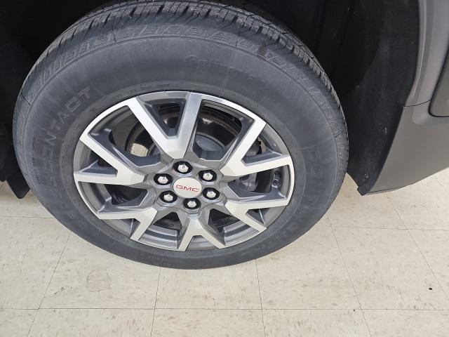 used 2023 GMC Acadia car, priced at $29,434