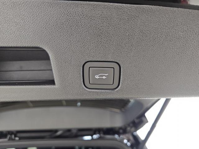 new 2025 GMC Acadia car, priced at $46,713