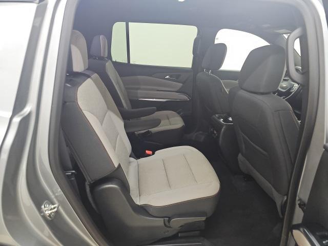 used 2025 Chevrolet Traverse car, priced at $35,899