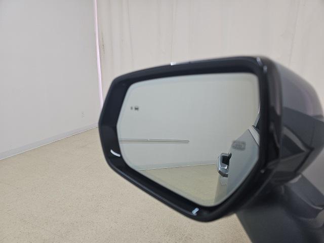 used 2024 Cadillac XT4 car, priced at $30,932