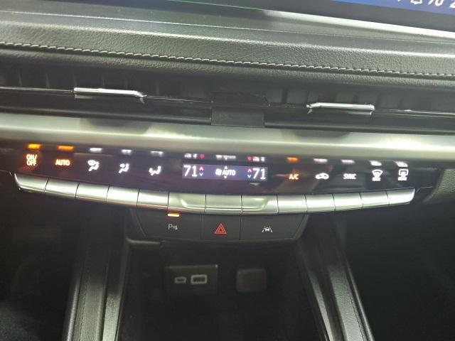 used 2024 Cadillac XT4 car, priced at $34,500
