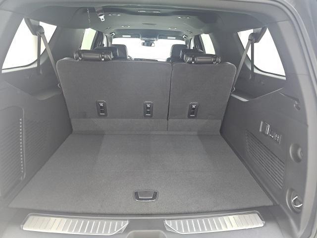 new 2025 Chevrolet Suburban car, priced at $80,341
