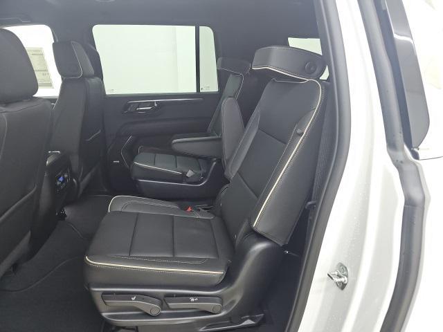 new 2025 Chevrolet Suburban car, priced at $80,341